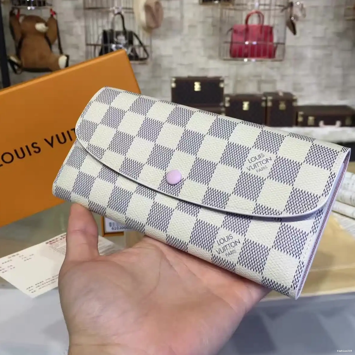 Louis EMILIE Vuitton 0412